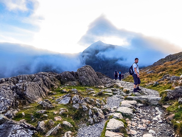 (Cheapest way to do 3 peaks challenge, 3 peaks challenge training, three peaks challenge training, What is the 3 peaks challenge, 3 peaks challenge 24 hours, 3 peaks challenge in 24 hours, three peaks challenge route, Can I do 3 peaks without training, 3 peaks charity challenge, How hard is the 3 peaks challenge, 3 peaks challenge kit list)