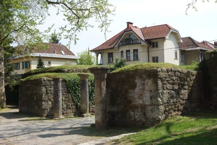 Touring the wonderfully green, friendly and alternative Ljubljana on a bike! Slovenia, watermelon bike tours, castle, alternative, off the beaten track, path, local guide, locals knowledge, 