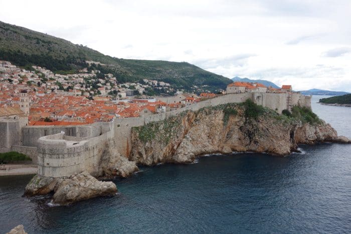 Discovering the real King's Landing on the Dubrovnik Game Of Thrones tour!, the red keep, joffrey death, the purple wedding, walk of shame, blackwater bay, belish, sansa, cersei, jaime, tyrion, lannister, scenes, where game of thrones was filmed, filming locations,