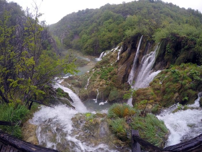 Exploring the otherworldly Plitvice Lakes, Croatia. How the rain became a blessing! when it is raining at plitvice lakes, how to get to plitvice lakes, where should I base myself for Plitvice lakes, nearest city to plitvice lakes, croatia, zadar, waterfalls, UNESCO, good base for plitvice lakes, weather, crowds, tips, 