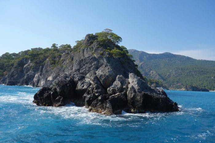 backpacking, monthly round up, bulgaria, rila, turkey, capadoccia, istabul, fethiye, rila, hike, transyvania, romania, moldova, chisinau, explore, adventure, mountains, hisaronu, paraglide, hot air balloon, voyager balloons, 