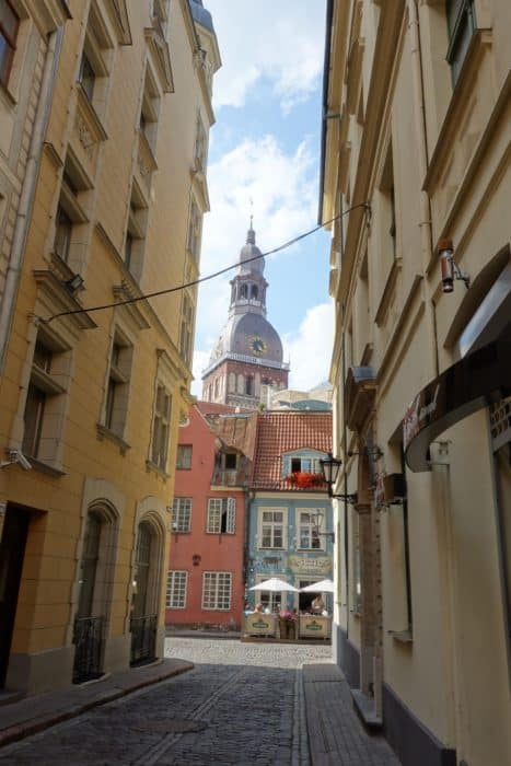 travel, backpacking, travelling, traveling, europe, Ukraine, kiev, chernobyl, Warsaw, Poland, Latvia, riga, Lithuania, vilnius, Estonia, Tallinn, Finland, Helsinki, ferry, things to do, what to do, night bus, coach, transport, hostels, 