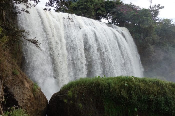 things to do in Dalat, what to see in Dalat, Dalat travel guide, tourism, minority villages, motorbike, easy rider, tour, route, mountains, mountain pass, central highlands, elephant waterfall, tiger waterfall, Datanla waterfall, tourist trap, epic scenery, weather, climate, coffee, rural, landscape, Vietnam, South East Asia,