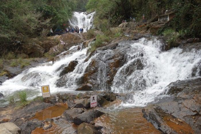 things to do in Dalat, what to see in Dalat, Dalat travel guide, tourism, minority villages, motorbike, easy rider, tour, route, mountains, mountain pass, central highlands, elephant waterfall, tiger waterfall, Datanla waterfall, tourist trap, epic scenery, weather, climate, coffee, rural, landscape, Vietnam, South East Asia,