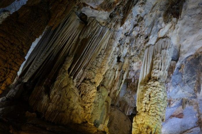 Riding around the amazing Phong Nha National Park: Exploring the worlds largest caves and the jungle lined Ho Chi Minh Trail. Phong Nha Ke Bang, Motorbike, Ho Chi Minh trail, Khe San, how to ride to Phong Nha, should I take extra petrol in vietnam on a motorbike, scooter, villages, trails, Can I get from Hue to Phong Nha, Hue, Riding, Route, Caves, Dark Cave, Hang En, Paradise cave, expensive, tours, Biggest cave in the world, Son Doong