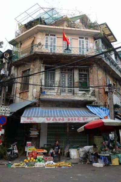 Hanoi Vietnam, Things to do in Hanoi, what do do in Hanoi, top activities in Hanoi, Ha Noi, things to see, motorbike through Vietnam, bikes, backpacking, travel, time, love, hate, Hoan Kiem Lake, Old quarter, Hoa Lo Prison, Bia Hoi, Banh Mi, Sapa, Ninh Binh, Ha long Bay, Vietnam Hanoi, Vietnam, Hanoi attractions,