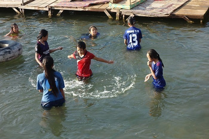 Tubing in Vang vieng, Vang vieng tubing, Tubing in Vang Vieng: Why this wonderful way to see this beautiful town doesn't need to be marred with debauchery and drunkenness, tubing Vang Vieng, activities Vang Vieng, adventure, river, kayak, prices, tuk tuk, how much is tubing in Vang Vieng, drunk, bars, death, backpackers, mountains, peaceful, how much does tubing in Vang Vieng cost, Where is the tubing in Laos, how to get to the tubing in Vang Vieng, vang vieng tubing rainy season, Tubing Laos, tubing South East Asia, how to do the tubing in Vang Vieng, real backpackers vang vieng, vang vieng laos tubing, vang vieng backpackers, vang vieng party, vang vieng kayaking, what to see in vang vieng, vang vieng things to do, where to go in, vang vieng, what is tubing, Vang vieng adventure activities, vang vieng backpacker 