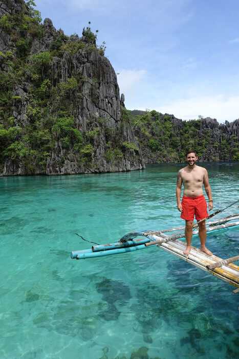 A guide to the isolated island of Coron and its many beautiful islands, Lagoons, wrecks and beaches, Philippine, El Nido, Palawan, Beaches, Sea, Sun, Sand, Vacation, Holiday, Thailand, South East Asia, Alternative to Thailand, Karst, Ha Long bay, Turquoise sea, SCUBA, Wreck Dive, Snorkel, Tours, Trips, boat trip, Boat tour, Swimming in the sea, Coral , Sealife, Marine life, Traditional Filipino boat, Kayangan Lake, Twin Lagoon, Barracuda lake, Banol Beach, CYC Beach, Siete Pecados Marine Park, Clown Fish, Nemo, Skeleton Wreck, Mt Tapyas, Hike, Things to do in Coron, What to do in Coron, Boat trips in Coron, mountain, coron palawan philippines, Coron tour packages, Coron Island, Coron Philippines, 