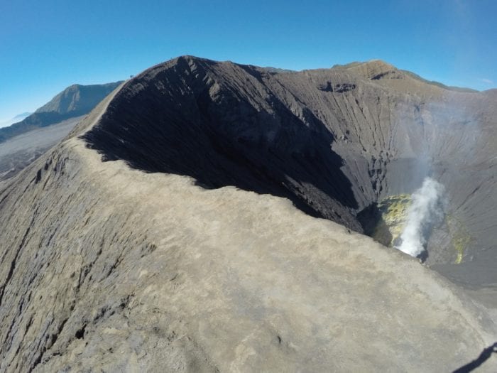 The mesmerizing trek up volcano Mt Bromo including a 16hr bus and a 2.30am wake up call, Indonesia, Mount Bromo tour, Mt Bromo, Volcano, Mt Bromo without a tour, How to do Mt Bromo, Yogyakarta, Probelingo, Jeep, car, train, bus, minibus, transport, Village, Cemoro Lawang, scam, active volcano, lava, hike, trek, adventure, smoke, viewpoint, king kong, 