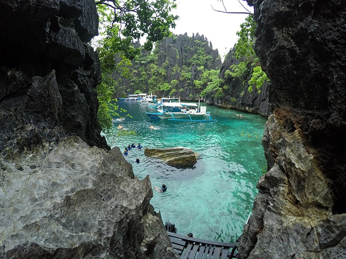 A guide to the isolated island of Coron and its many beautiful islands, Lagoons, wrecks and beaches, Philippine, El Nido, Palawan, Beaches, Sea, Sun, Sand, Vacation, Holiday, Thailand, South East Asia, Alternative to Thailand, Karst, Ha Long bay, Turquoise sea, SCUBA, Wreck Dive, Snorkel, Tours, Trips, boat trip, Boat tour, Swimming in the sea, Coral , Sealife, Marine life, Traditional Filipino boat, Kayangan Lake, Twin Lagoon, Barracuda lake, Banol Beach, CYC Beach, Siete Pecados Marine Park, Clown Fish, Nemo, Skeleton Wreck, Mt Tapyas, Hike, Things to do in Coron, What to do in Coron, Boat trips in Coron, mountain, coron palawan philippines, Coron tour packages, Coron Island, Coron Philippines, 