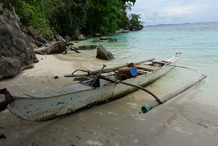 A guide to the isolated island of Coron and its many beautiful islands, Lagoons, wrecks and beaches, Philippine, El Nido, Palawan, Beaches, Sea, Sun, Sand, Vacation, Holiday, Thailand, South East Asia, Alternative to Thailand, Karst, Ha Long bay, Turquoise sea, SCUBA, Wreck Dive, Snorkel, Tours, Trips, boat trip, Boat tour, Swimming in the sea, Coral , Sealife, Marine life, Traditional Filipino boat, Kayangan Lake, Twin Lagoon, Barracuda lake, Banol Beach, CYC Beach, Siete Pecados Marine Park, Clown Fish, Nemo, Skeleton Wreck, Mt Tapyas, Hike, Things to do in Coron, What to do in Coron, Boat trips in Coron, mountain, coron palawan philippines, Coron tour packages, Coron Island, Coron Philippines, 