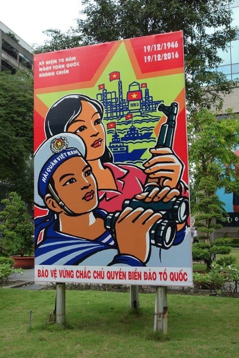 things to do in Ho Chi Minh City, Saigon, things to see, war, war remnants, independence palace, statue, notre dame cathedral, tank, tunnels, helicopter, vietnam, north vietnam, American army, fall of Saigon, motorbikes, scooters, off the beaten track, off the beaten path, different things to see, propaganda, hammer and sickle, 