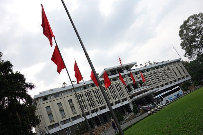 things to do in Ho Chi Minh City, Saigon, things to see, war, war remnants, independence palace, statue, notre dame cathedral, tank, tunnels, helicopter, vietnam, north vietnam, American army, fall of Saigon, motorbikes, scooters, off the beaten track, off the beaten path, different things to see, propaganda, hammer and sickle, 