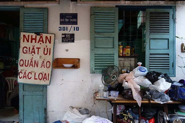 things to do in Ho Chi Minh City, Saigon, things to see, war, war remnants, independence palace, statue, notre dame cathedral, tank, tunnels, helicopter, vietnam, north vietnam, American army, fall of Saigon, motorbikes, scooters, off the beaten track, off the beaten path, different things to see, propaganda, hammer and sickle, 