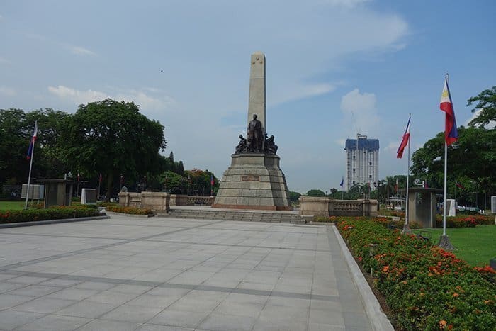 Backpacking in Manila: Things to do in Manila, Philippines, transport in Manila, where to stay in Manila, Makati. 