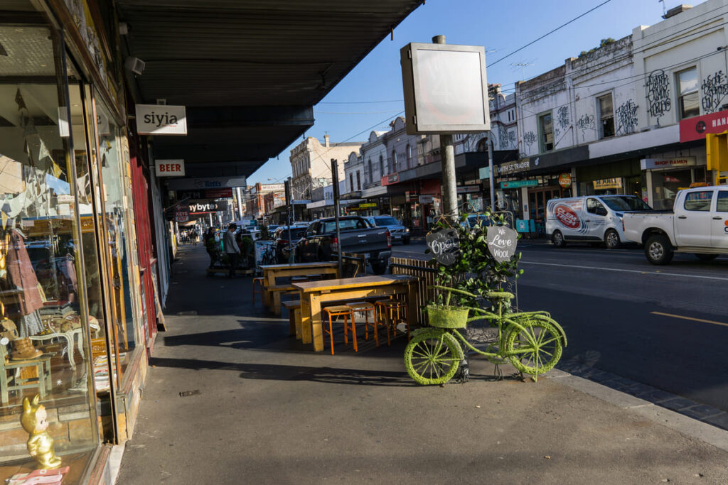 australia melbourne best areas to stay collingwood